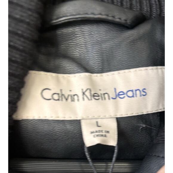 NWT Calvin Klein Jeans Black Faux Fur Vest Size Large - Picture 7 of 11